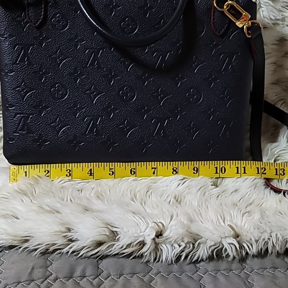 Authentic LV Amplant Shoulder bag marignan color|dark navy blue looks like black - Picture 4 of 9